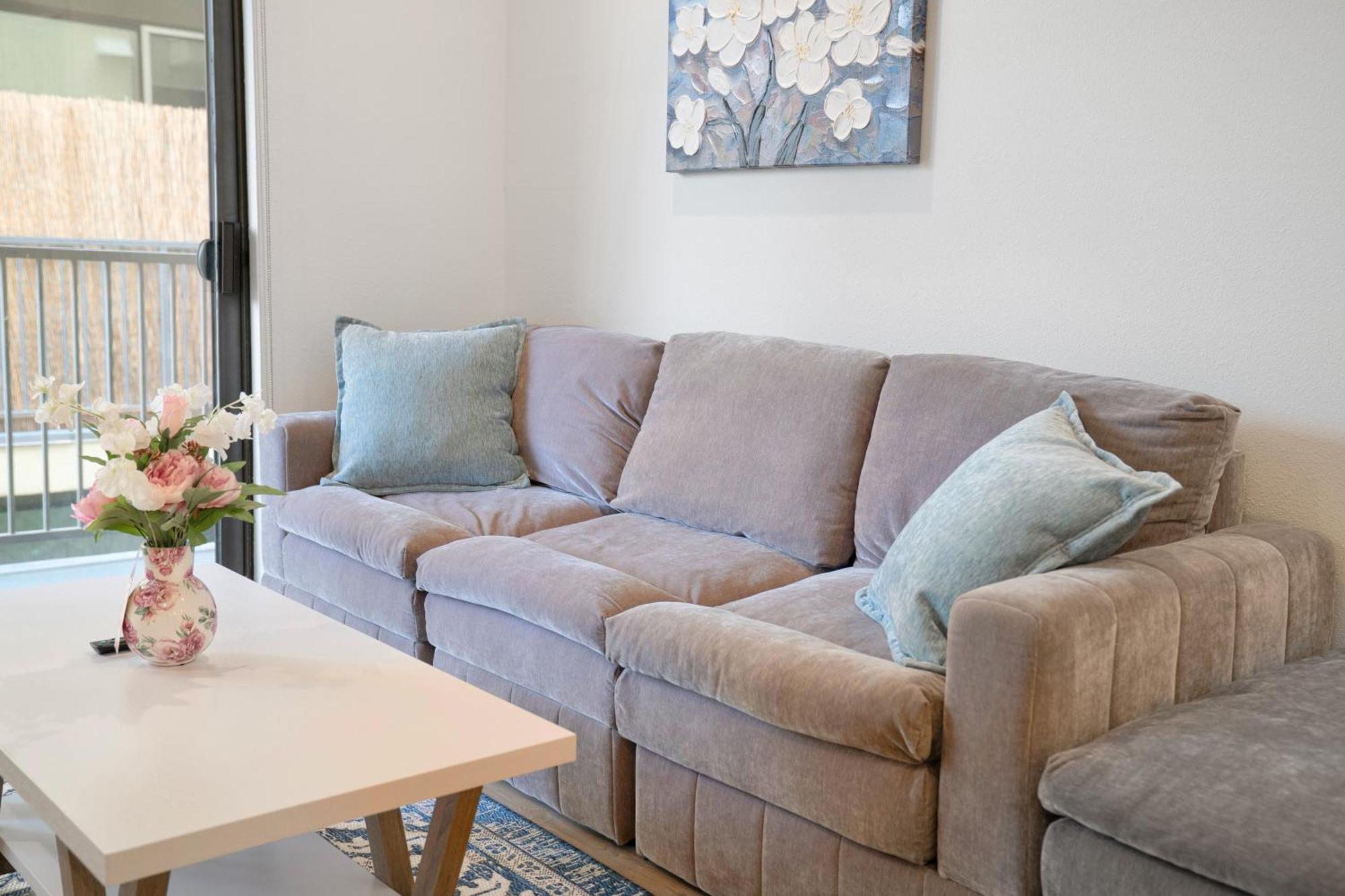 Pacific Pearl 2 Bed With Free Parking In Santa Monica Los Angeles